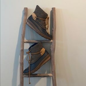Sperry Boots